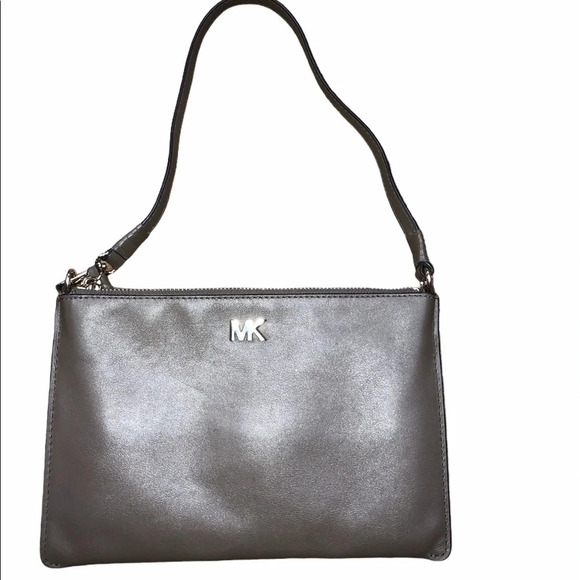 Michael Kors small tan mini handbag/purse - Picture 2 of 10